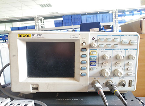 Digital oscillograph-RIGOL-DS1052E