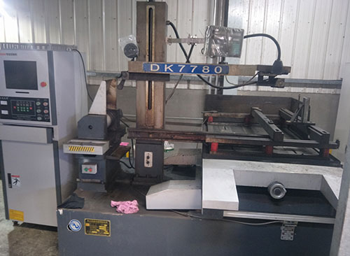 CNC wire cutting machine-DK7780