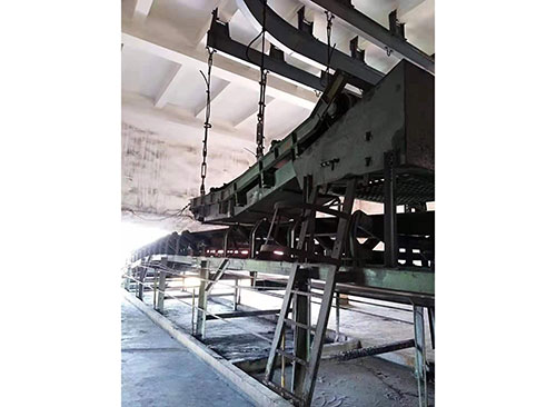 Belt type super-strong electromagnetic separator