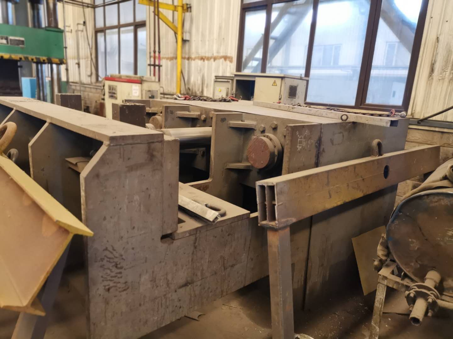 Hydraulic machine-200T